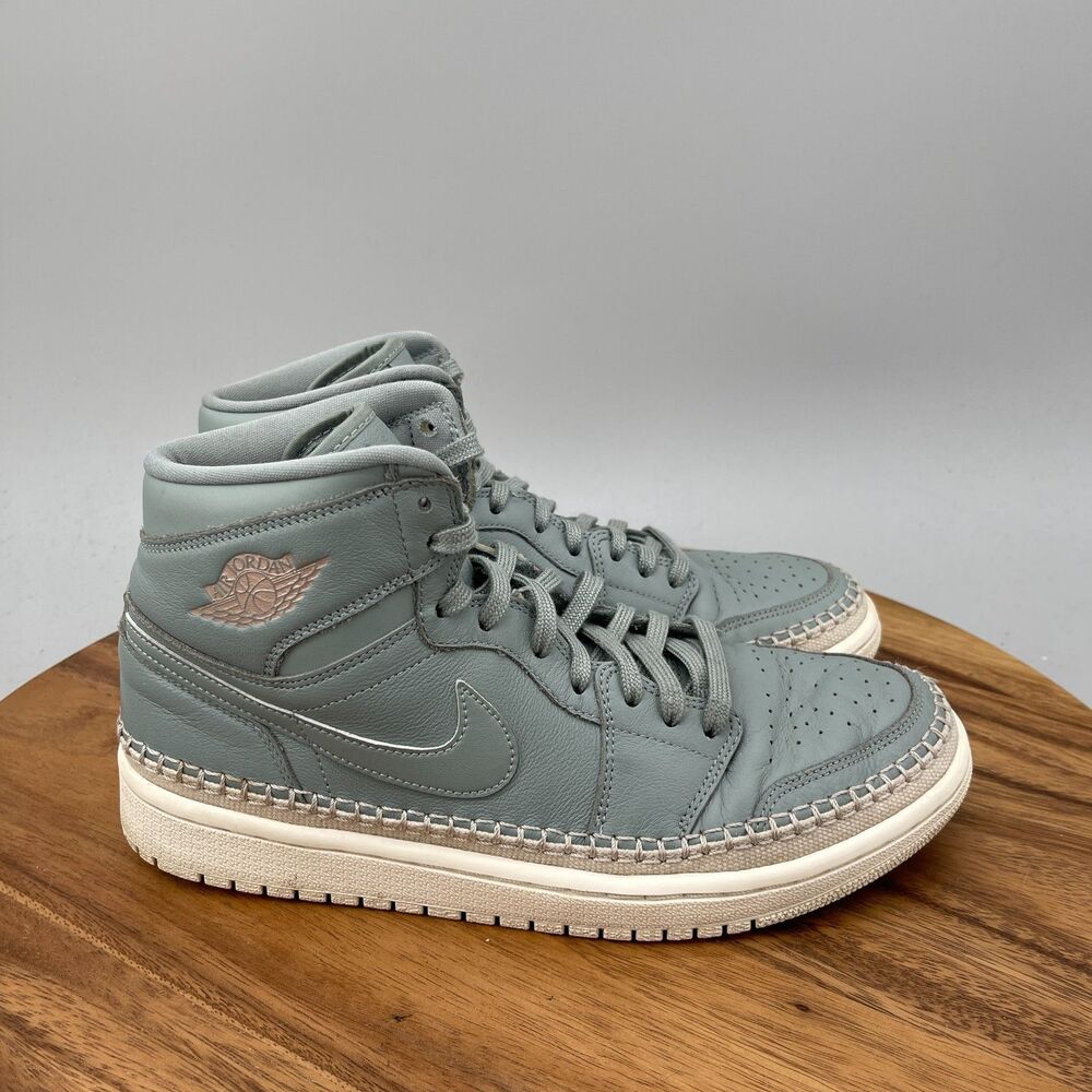 Nike Air Jordan 1 Retro Hi Shoes Womens Size 10 Teal Basketball Comfort Casual